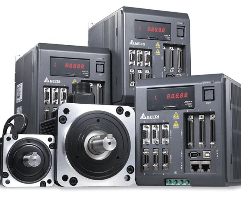 ASD-M-0721-L Блок управления 3-мя сервомоторами, 3x0.75кВт 1x220В, второй вход обратной связи, без E-CAM