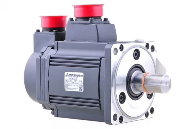 Серводвигатель HC-RFS103